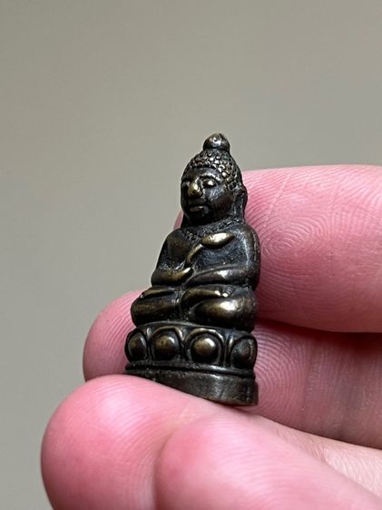 พระหล่อเก่า รูปที่ 6