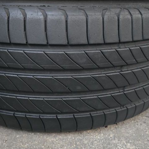 215​ 50​ 17​ Michelin Primacy​4​ ปี23
นุ่มเงียบสุดๆ ดอกหนาเต็มๆ​ ไม่ปะ​ พร้อมใช้อีกนาน​ ติดรถลงพื้น​ปลายปี​​ ชุด​4เส้น​ 5,400​ บาท  รูปที่ 4