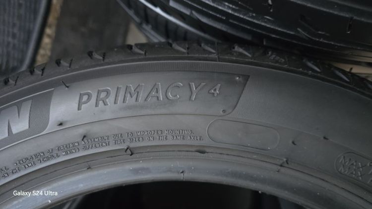 215​ 50​ 17​ Michelin Primacy​4​ ปี23
นุ่มเงียบสุดๆ ดอกหนาเต็มๆ​ ไม่ปะ​ พร้อมใช้อีกนาน​ ติดรถลงพื้น​ปลายปี​​ ชุด​4เส้น​ 5,400​ บาท  รูปที่ 7