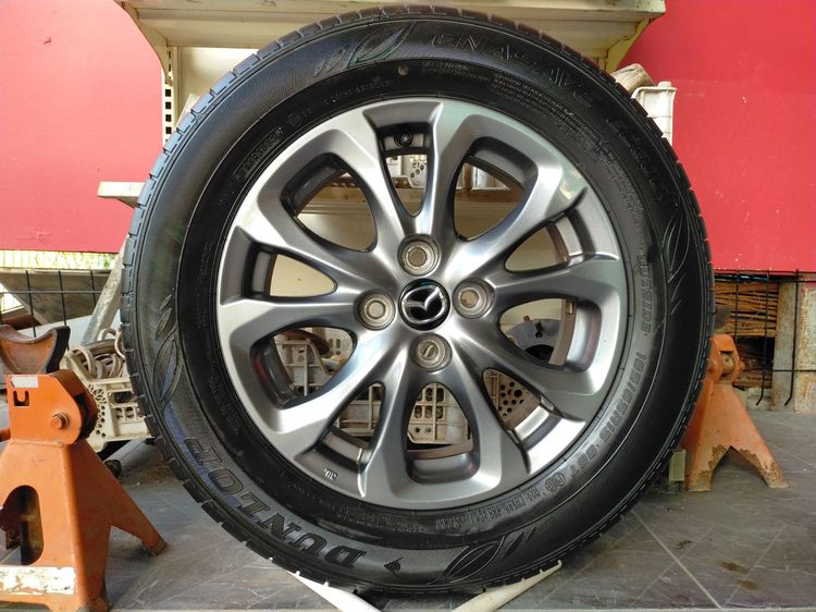 แม็กมาสด้า ขอบ15 พร้อมยางดันลอป 185 65 15 ปี23 ใส่mazda 2 skyactiv รูปที่ 4