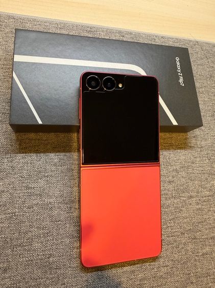 Samsung Z Flip 7  Red 256 GB ศูนย์ไทย มีประกัน