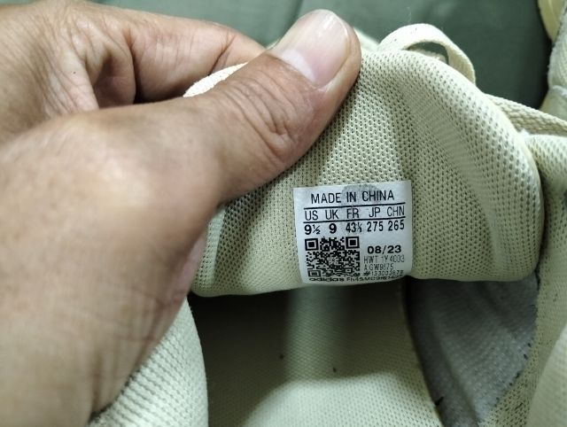 Adidas ลำลองมือสอง 43.5 ยาว27.5 วัสดุหนังกลับพื้นยางเต็ม ตำหนินวมส้นขาดจิ๊ดนึงตามภาพ ราคา 470 บาทรวมส่งเก็บเงินปลายทาง รูปที่ 9