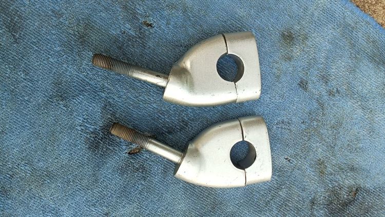 ตุ๊กตาเยื้อง สำหรับแฮนด์ 22 มิล ถอดออกจาก Re 650 ขับขี่สบายขึ้น ราคารวมส่ง รูปที่ 2