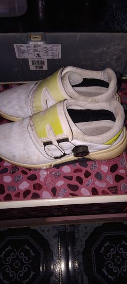 รองเท้ามือสองราคาถูก