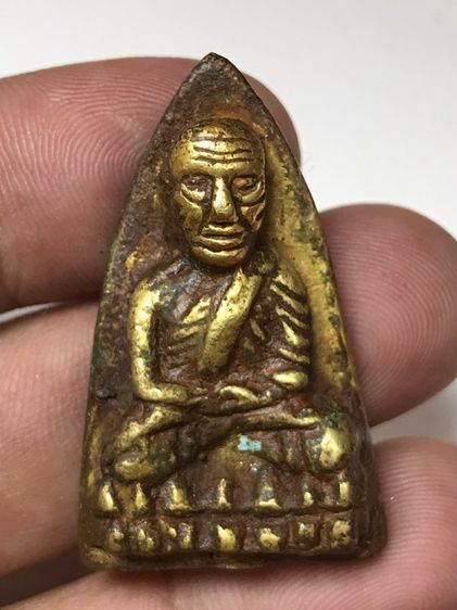 หลวงปู่ทวดปี05หลังเตารีดเจ้าของเดิมได้มาจากวัด