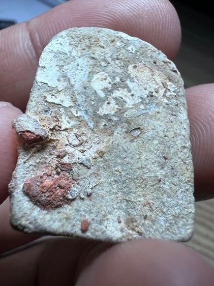 พระผงเก่ามีคราบกรุเก่าไม่ทราบที่ รูปที่ 4