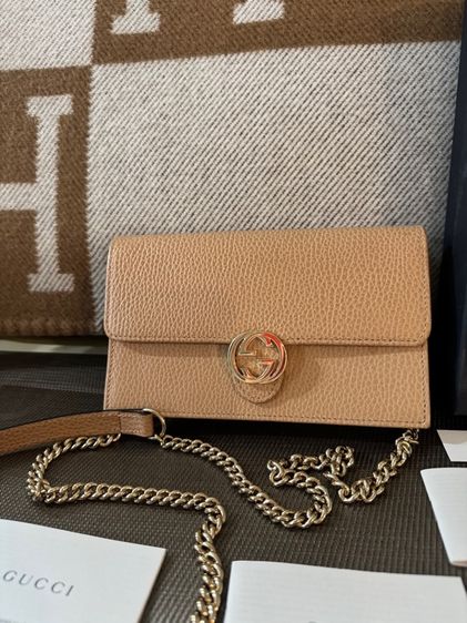 ไม่ระบุ เนื้อ หนังแท้ กระเป๋า Gucci 