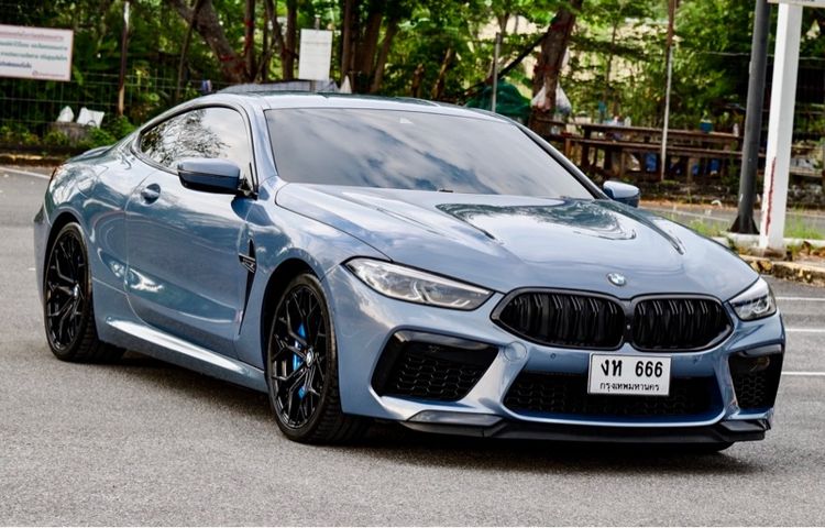 รถ BMW Series 8 840i สี ฟ้า
