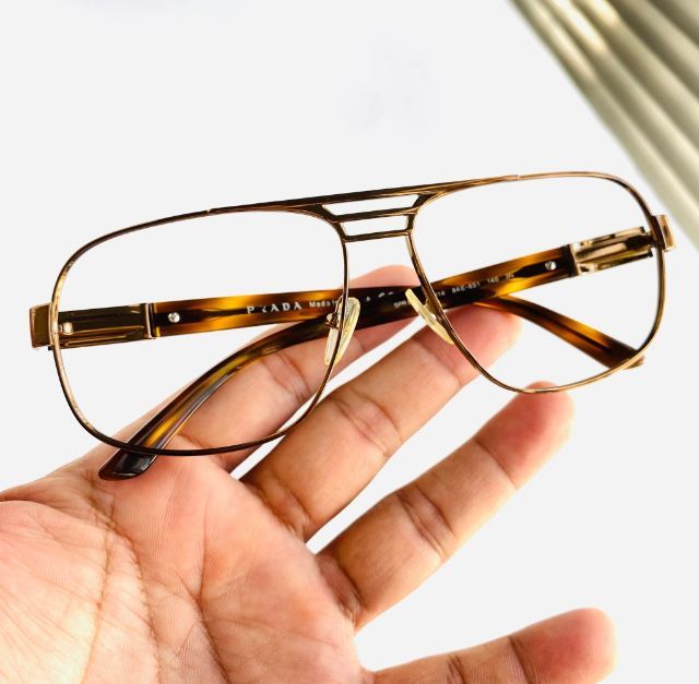 กรอบเเว่นตา PRADA รูปที่ 17