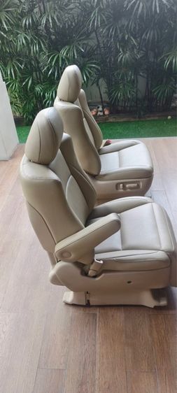 เบาะคู่หน้าไฟฟ้า Alphard