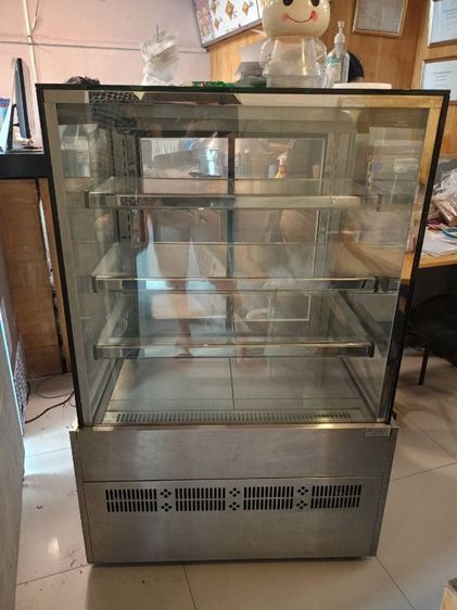 อุปกรณ์ร้านกาแฟ ตู้เค้ก ตู้โชว์ อาหาร 