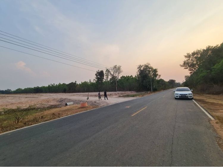 ใช่ ขายที่ดิน รูปที่ 3