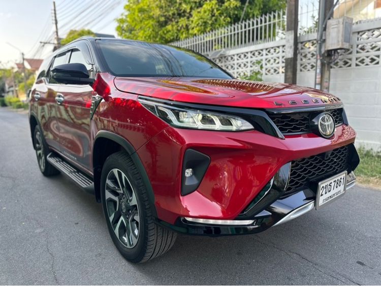 Toyota Fortuner 2021 2.8 Legender Black Top Utility-car ดีเซล ไม่ติดแก๊ส เกียร์อัตโนมัติ แดง รูปที่ 3
