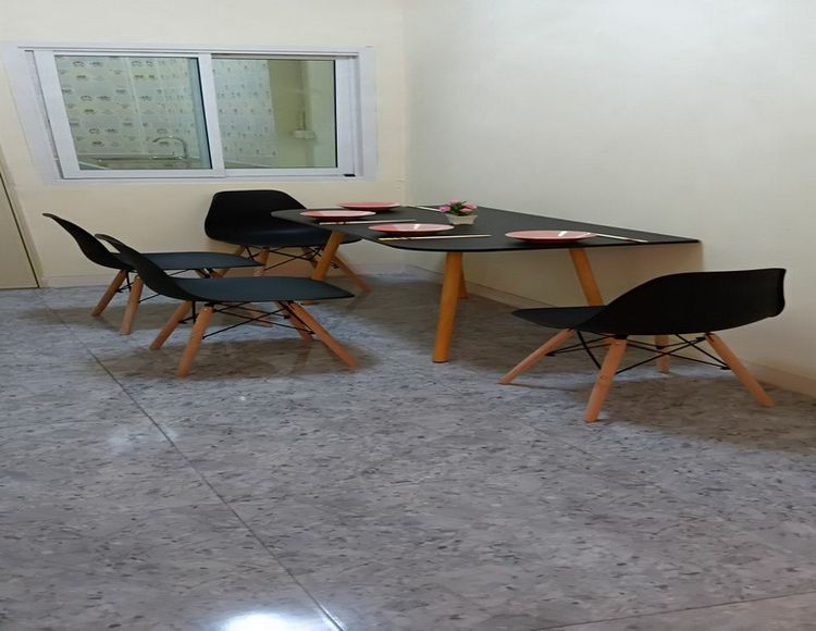 ขายหมู่บ้านปอผาสุขใกล้เซ็นทรัลเวสเกตติดถนนกาญจนาภิเษกตกแต่งใหม่ ทั้งหลัง เดินทางสะดวกใกล้รถไฟฟ้า ใกล้ห้างบิ๊กซีบางใหญ่ ใกล้ตลาด 17วา 3ห้องนอ รูปที่ 3