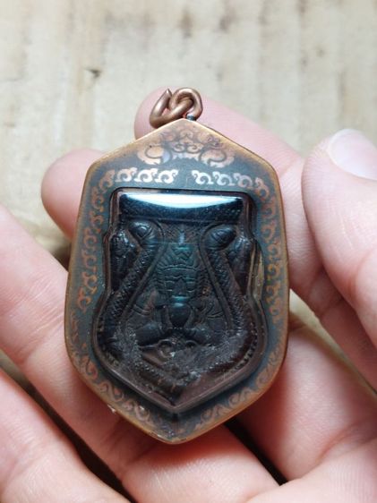 เครื่องรางกะลาหลวงพ่อน้อยวัดศรีษะทองเลี่ยมเก่า