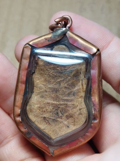 เครื่องรางกะลาหลวงพ่อน้อยวัดศรีษะทองเลี่ยมเก่า รูปที่ 8