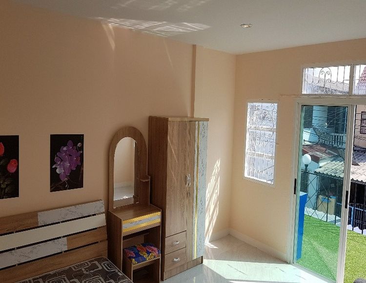 ตกแต่งครบ ขายทาวเฮาส์ถนนรัตนาธิเบศใกล้ไทรม้าท่าอิฐ  รูปที่ 3