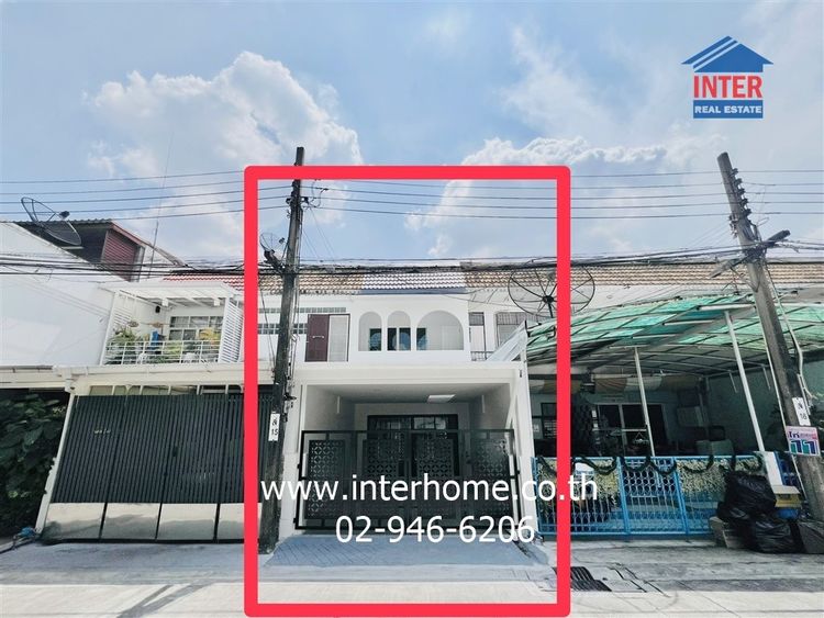 ทาวน์เฮ้าส์ 2 ชั้น 20.2 ตร.ว. หมู่บ้านอยู่เจริญ ซอยอินทามระ40 ถนนวิภาวดีรังสิต ถนนรัชดาภิเษก เขตดินแดง กรุงเทพมหานคร