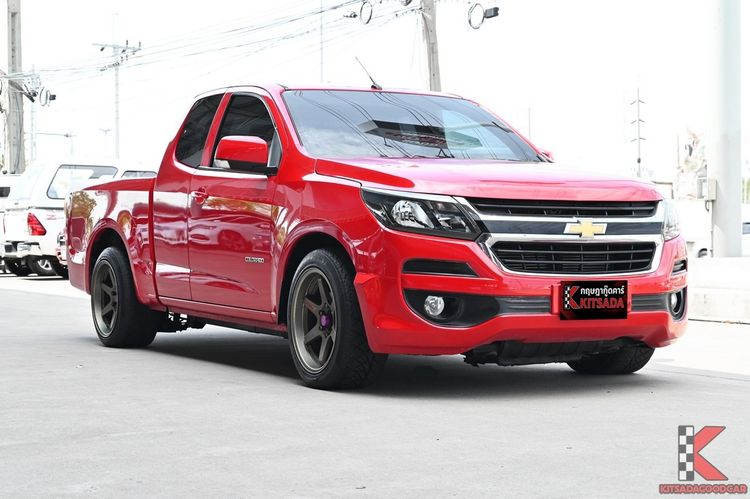 รถ Chevrolet Colorado 2.5 LT สี แดง