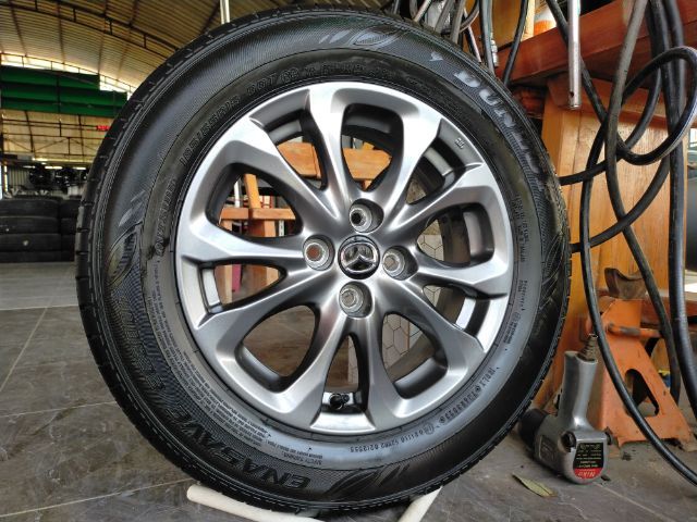 แม็กมาสด้า ขอบ15 สวยทุกวง พร้อมยางdunlop185 65 15 ปี23 ยางสวยทุกเส้นใส่ mazda 2 skyactiv รูปที่ 3