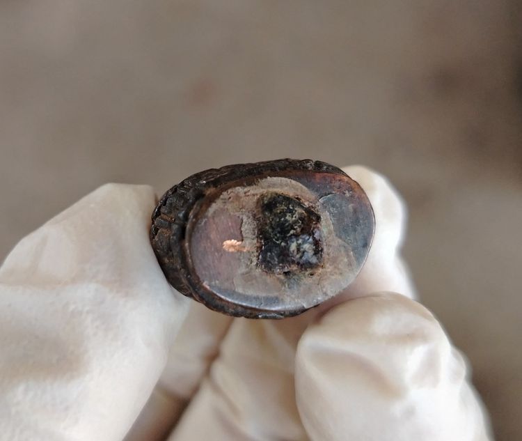 พระห้อยประคำเนื้อนวะก้นอุดครั่ง รูปที่ 3