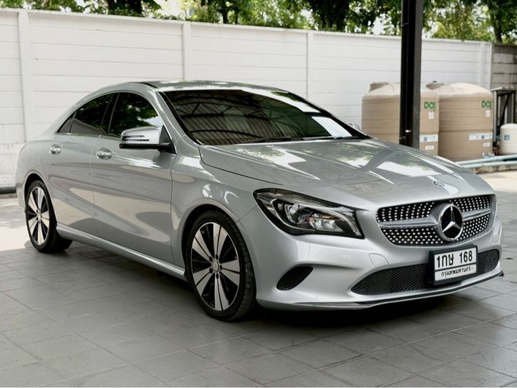 Mercedes-Benz CLA-Class 2017 CLA200 Sedan เบนซิน ไม่ติดแก๊ส เกียร์อัตโนมัติ บรอนซ์เงิน รูปที่ 2