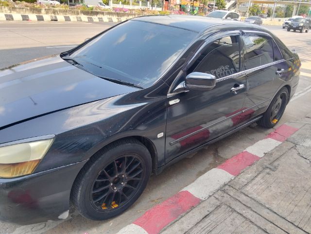 Honda Accord 2004 2.4 E i-VTEC Sedan เบนซิน ไม่ติดแก๊ส เกียร์อัตโนมัติ ดำ รูปที่ 3