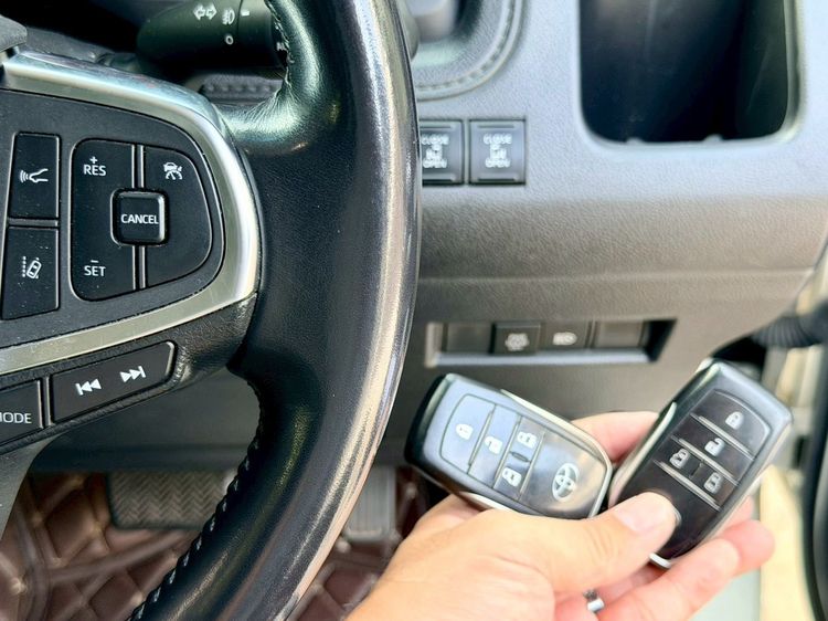 Toyota Majesty 2020 2.8 Grand Van ดีเซล ไม่ติดแก๊ส เกียร์อัตโนมัติ ขาว รูปที่ 3