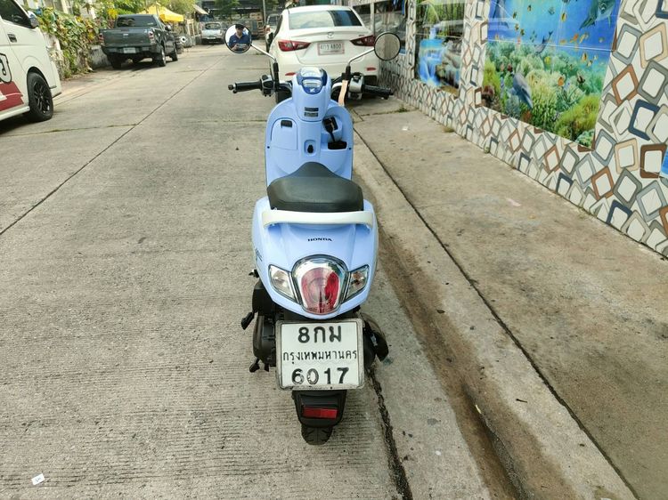 🛵ยังไงก็ขาย SCOOPY-i ปี 61 เครื่องดี สีสวย สตาร์ทมือ เล่มชุดโอนครบ+เปลี่ยนถ่ายน้ำมันเครื่องฟรี ส่งฟรี30 ก.ม รูปที่ 5