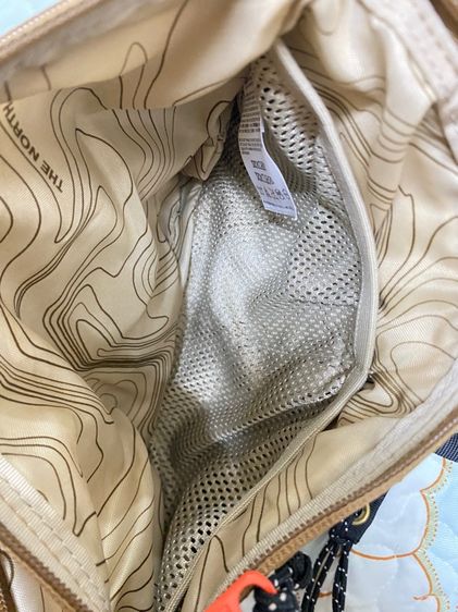 กระเป๋า The North face แท้ รูปที่ 7