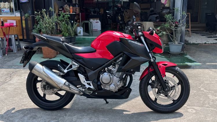  Honda CB300F ปี2015 จด2016 สภาพสวย เครื่องดีมาก 