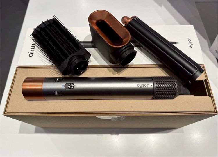 อุปกรณ์เสริมความงาม  Dyson airwrap origin