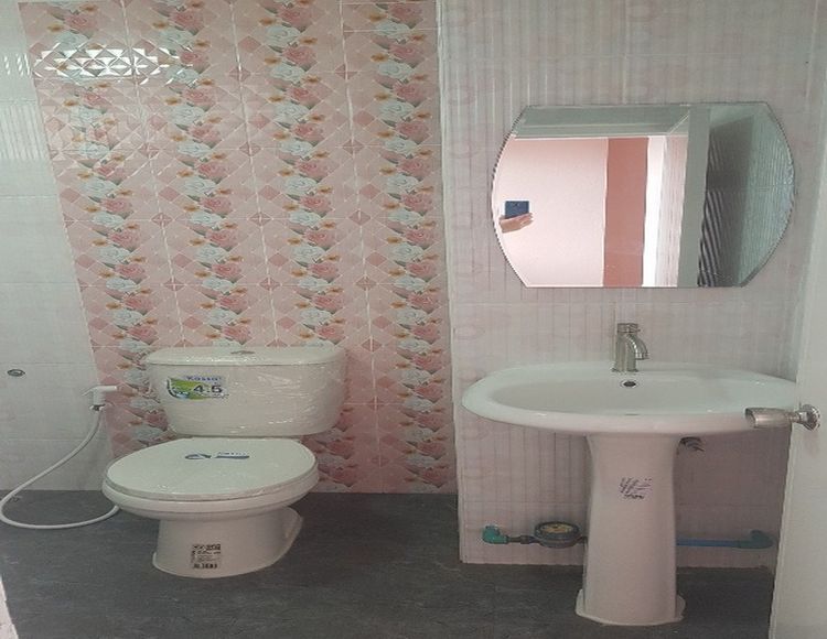 ตกแต่งครบ ใหญ่2นอนขายคอนโดถนนงามวงวานห้องใหญ่มาก รูปที่ 3