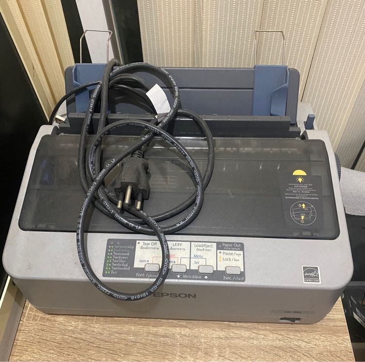 เครื่องพิมพ์นี้คือ Epson LQ-310 ซึ่งเป็นเครื่องพิมพ์แบบดอทเมทริกซ์ รูปที่ 3