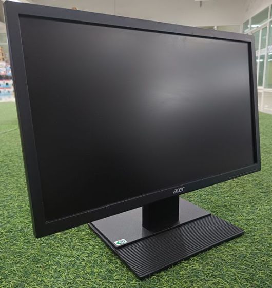 ขายจอคอม มือสอง Acer รุ่น V226HQL 
จอคอมพิวเตอร์ หน้าจอขนาด 21.5 นิ้ว 
 พร้อมพอร์ตเชื่อมต่อ VGA, DVI และ HDMI 
 รูปที่ 3