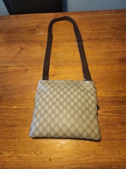 Gucci crossbody bag 