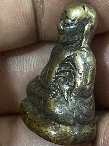 รูปหล่อหลวงพ่อเงินเก่าๆ รูปที่ 4