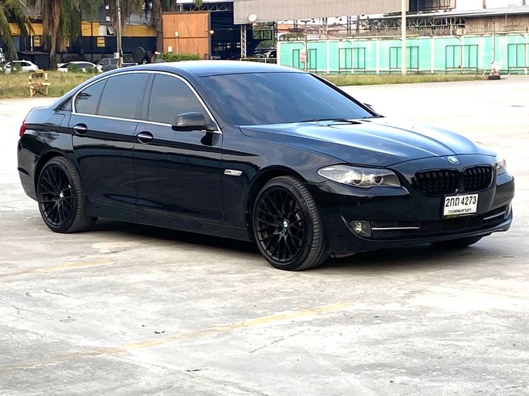 รถ BMW Series 5 520d สี ดำ