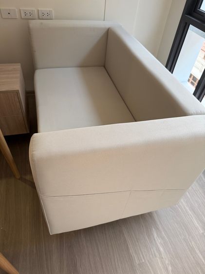 ของใหม่ โซฟาผ้า 2 ที่นั่ง สีเบจ รูปที่ 2