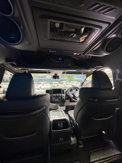 Toyota Commuter 2025 2.8 High Roof Van ดีเซล ไม่ติดแก๊ส เกียร์อัตโนมัติ บรอนซ์เงิน รูปที่ 2