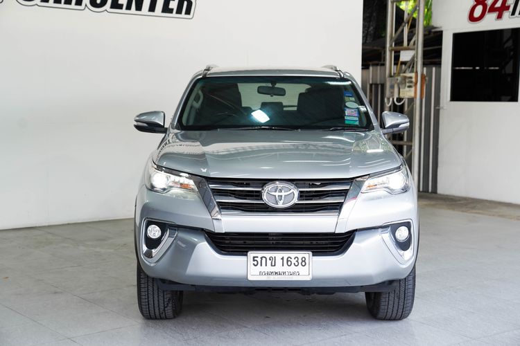 Toyota Fortuner 2015 2.8 V Utility-car ดีเซล ไม่ติดแก๊ส เกียร์อัตโนมัติ เทา รูปที่ 3