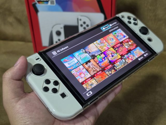 Nintendo Switch OLED 256gb แปลง 2 ระบบ อุปกรณ์ครบยกกล่อง รูปที่ 3