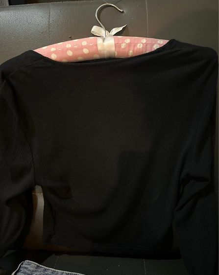 เสื้อครอปแขนยาวมือสอง รูปที่ 5