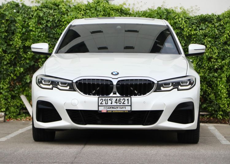BMW Series 3 2022 330Li Sedan เบนซิน ไม่ติดแก๊ส เกียร์อัตโนมัติ ขาว รูปที่ 2