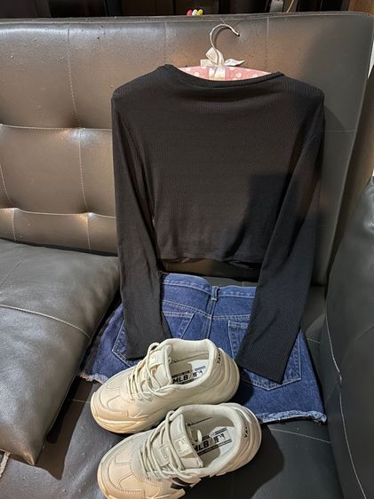 เสื้อครอปแขนยาวมือสอง รูปที่ 2