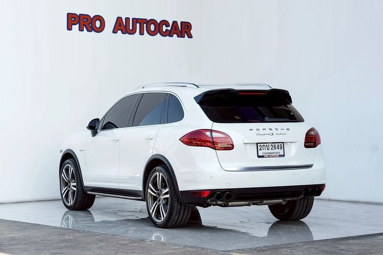 Porsche Cayenne 2013 3.0 S E-Hybrid 4WD Utility-car เบนซิน ไม่ติดแก๊ส เกียร์อัตโนมัติ ขาว รูปที่ 4