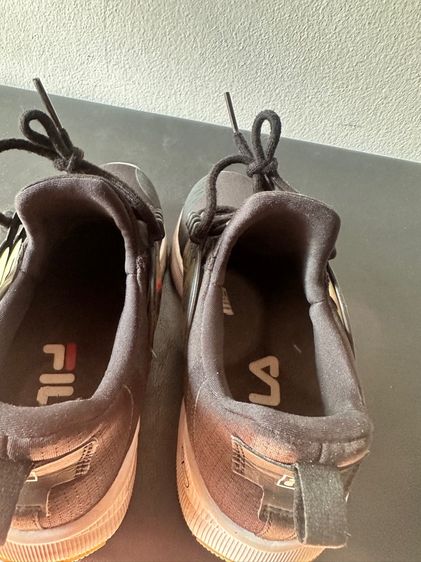 รองเท้าผ้าใบ รูปที่ 3