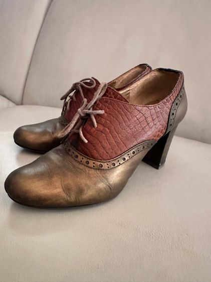 รองเท้า รูปที่ 6