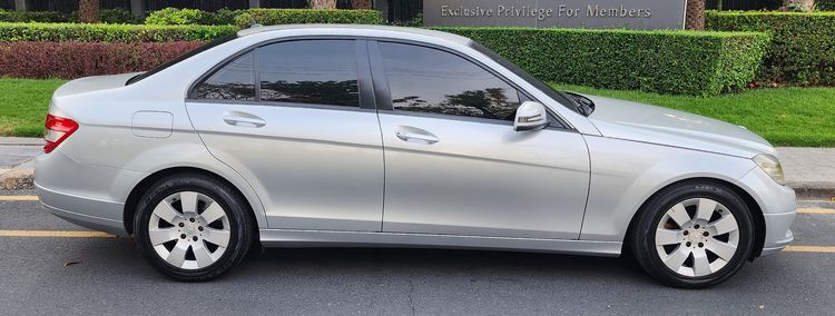 Mercedes-Benz C-Class 2010 C200 CGI Sedan เบนซิน เกียร์อัตโนมัติ บรอนซ์เงิน รูปที่ 2