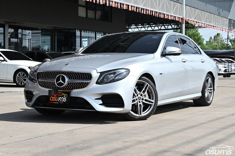 รถ Mercedes-Benz E-Class E350 AMG สี บรอนซ์เงิน